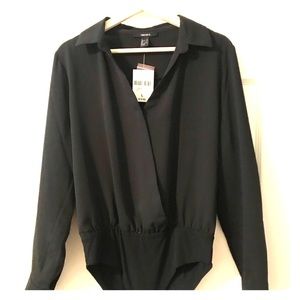 Black long sleeve blouse bodysuit.